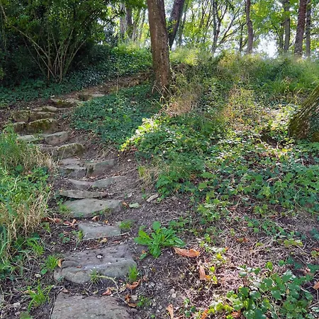Pavillon D'entree Du Chateau Gennes-Val-de-Loire